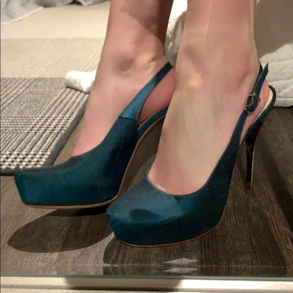 Closed toe heels